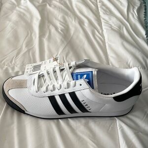 Adidas Men's White and Black Samoa Sneakers, Brand new